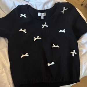 Gilli Black Knit Top with White Accents